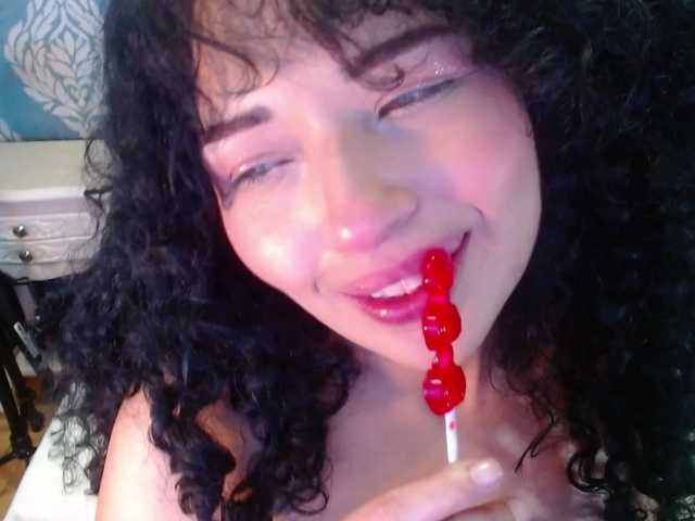 sofiacowperx live cam on BongaCams