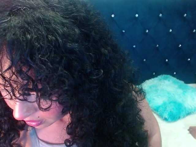 sofiacowperx live cam on BongaCams