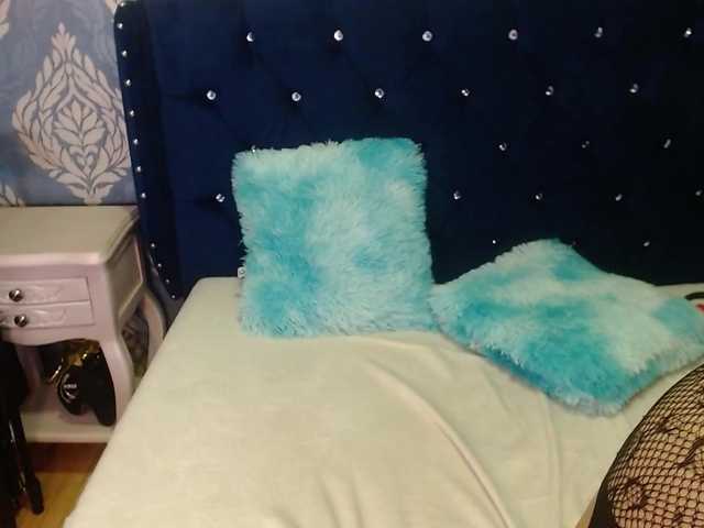 sofiacowperx live cam on BongaCams