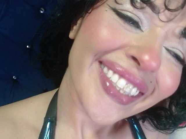 sofiaCowperx — live female cam