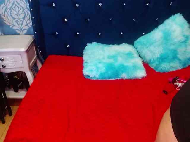 sofiacowperx webcam