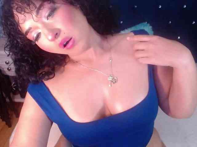 sofiacowperx webcam