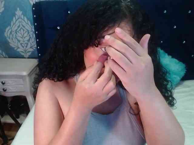 sofiacowperx webcam