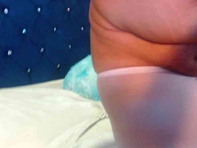 sofiaCowperx webcam