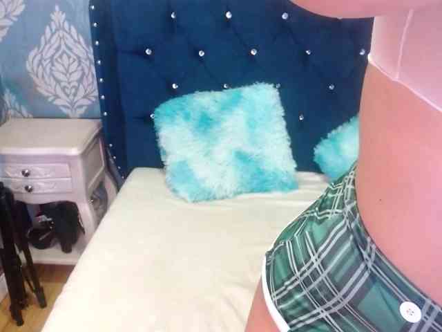 sofiacowperx webcam