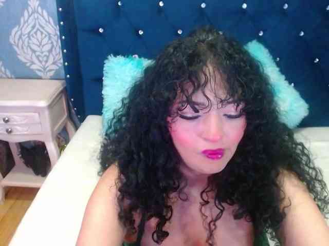 sofiacowperx webcam