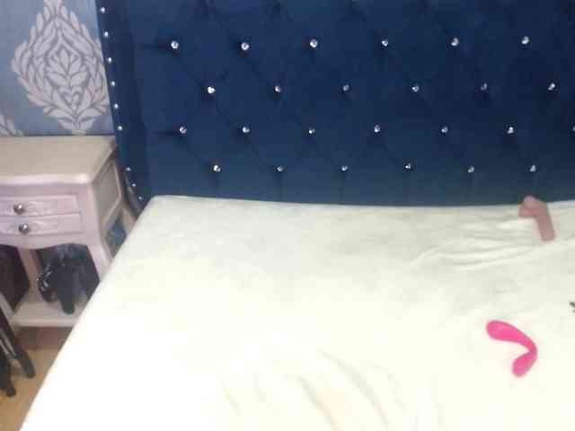 sofiacowperx webcam
