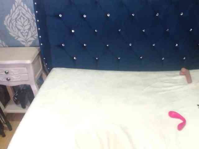 sofiacowperx webcam
