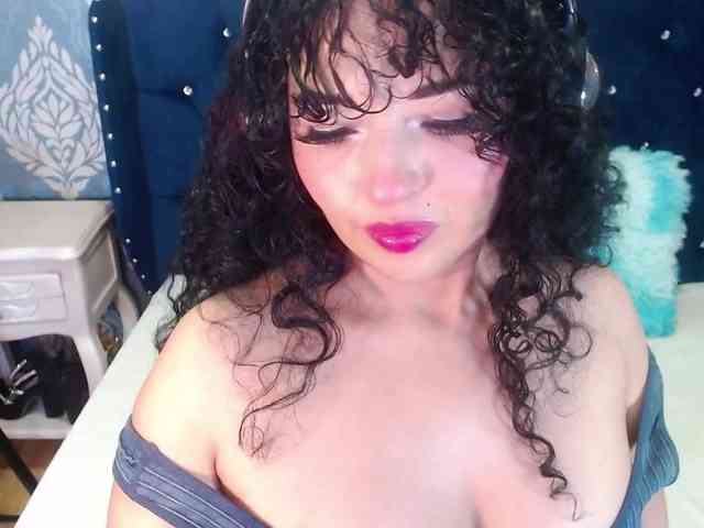sofiacowperx webcam
