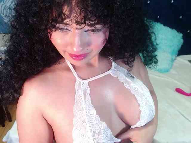 sofiacowperx webcam