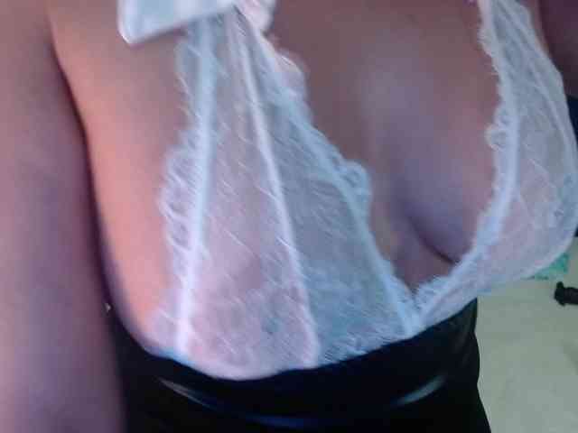 sofiacowperx webcam