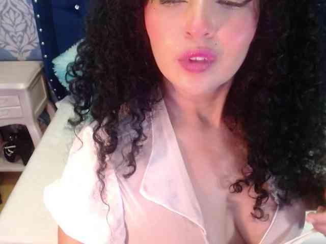 sofiacowperx webcam