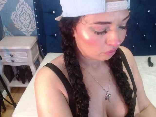 sofiacowperx webcam