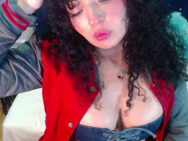 sofiaCowperx