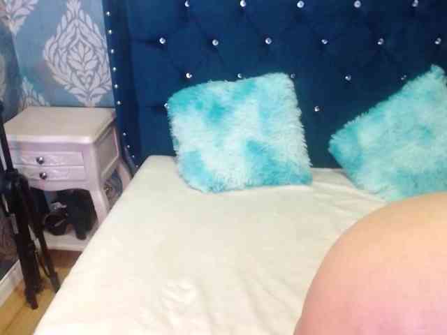 sofiacowperx webcam