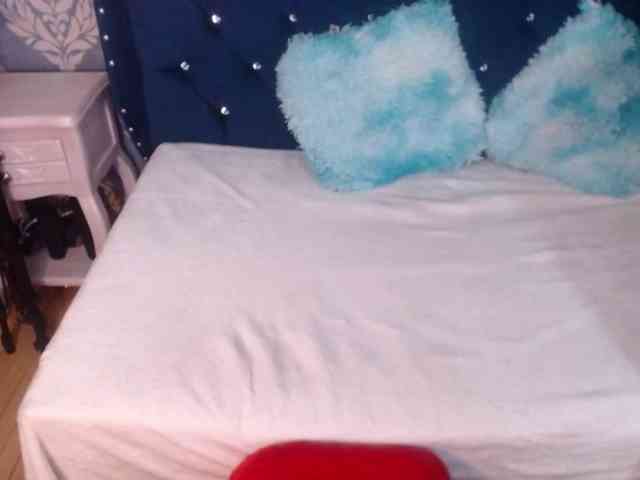 sofiacowperx webcam