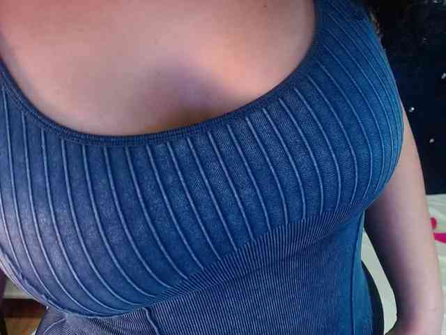 sofiacowperx webcam
