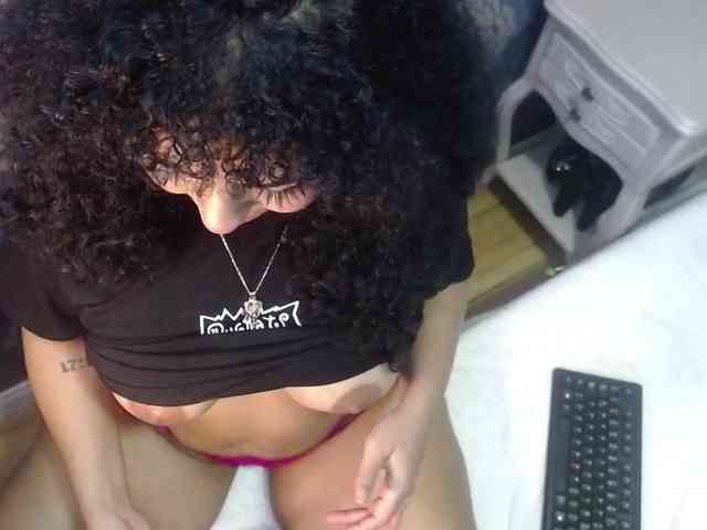 sofiacowperx webcam