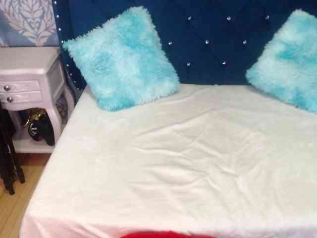 sofiacowperx webcam