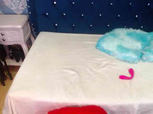 sofiacowperx webcam