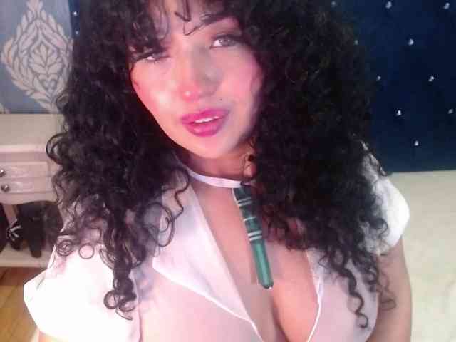 sofiacowperx webcam