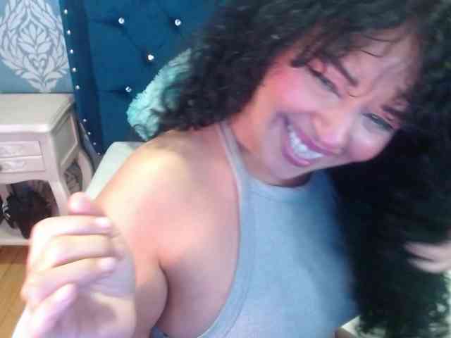 sofiacowperx webcam