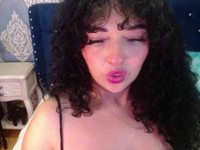 sofiacowperx webcam