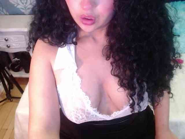 sofiacowperx webcam