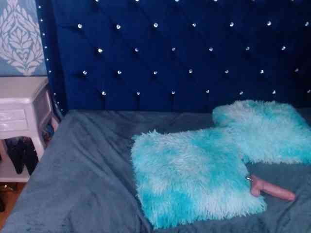 sofiacowperx