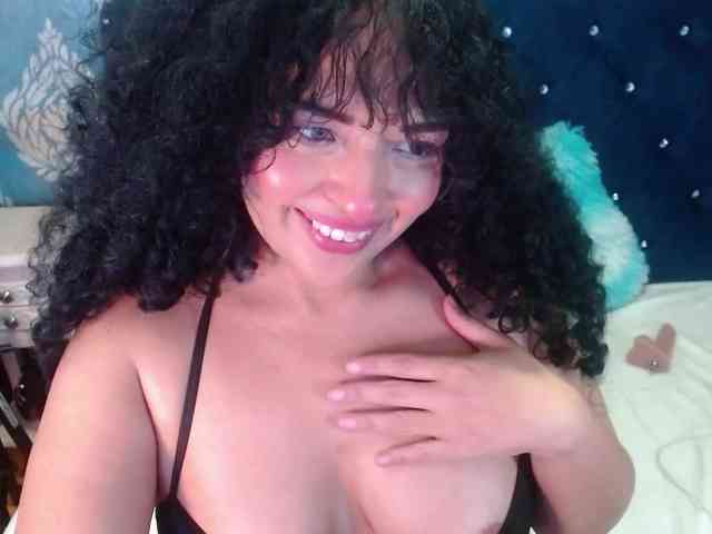 sofiacowperx