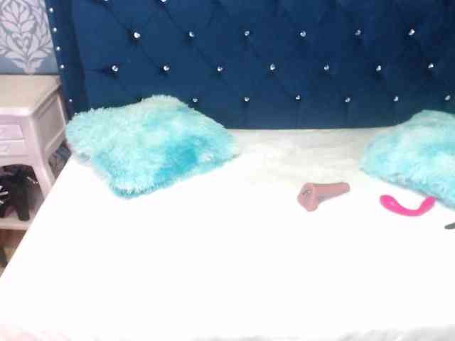 sofiacowperx webcam