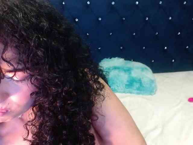 sofiacowperx webcam
