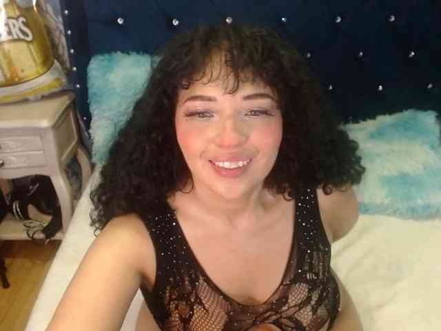sofiacowperx webcam