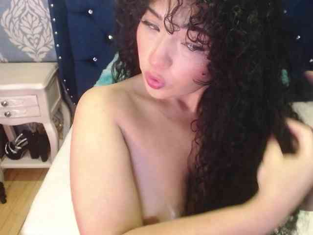sofiacowperx webcam