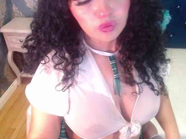 sofiacowperx webcam