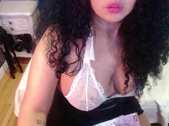 sofiaCowperx webcam