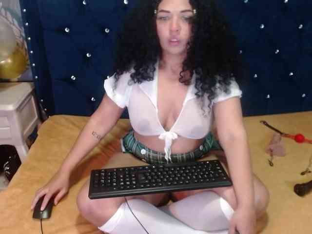 sofiacowperx webcam