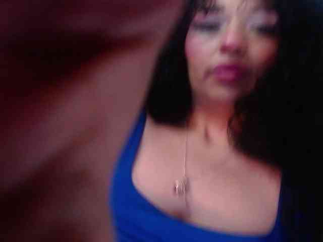 sofiaCowperx webcam