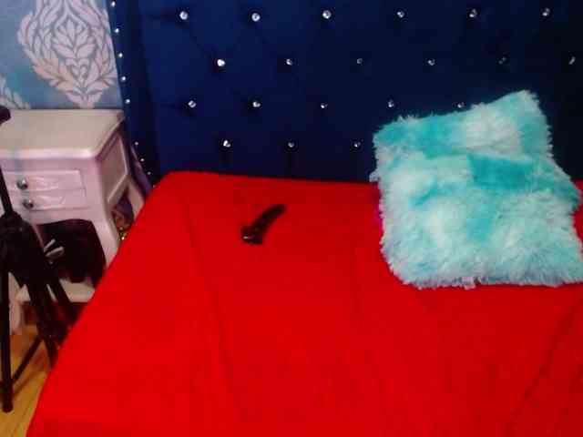 sofiacowperx webcam