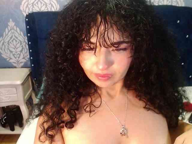 sofiacowperx webcam