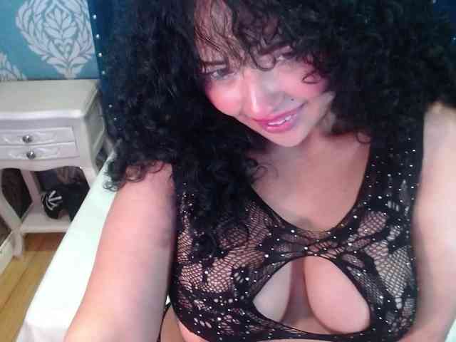sofiacowperx's live room