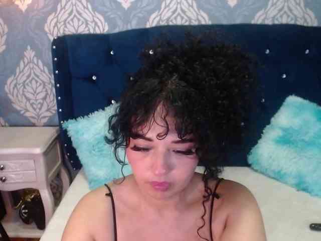sofiacowperx webcam