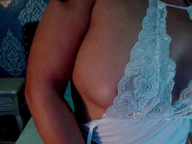 sofiacowperx webcam