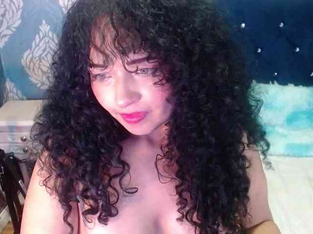 sofiacowperx webcam