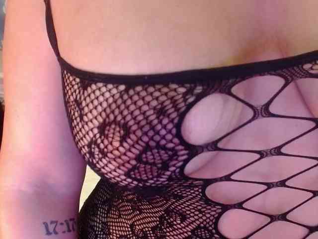 sofiacowperx webcam