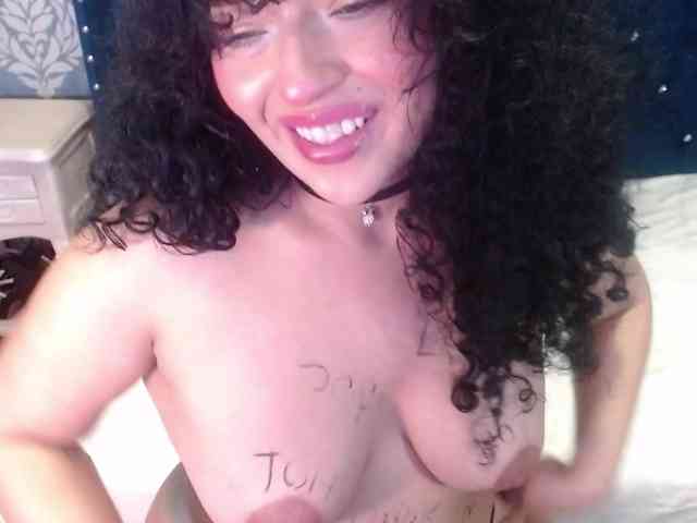 sofiacowperx webcam