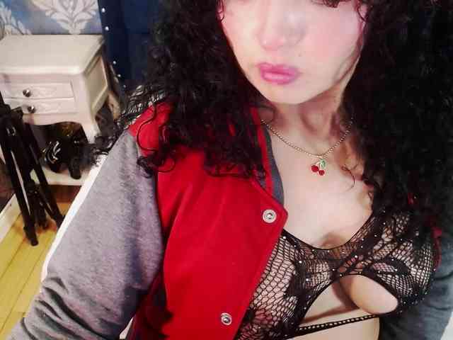 sofiaCowperx