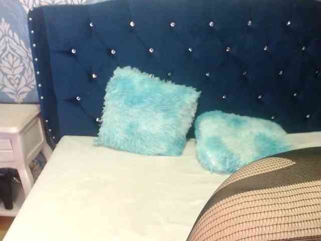 sofiacowperx webcam