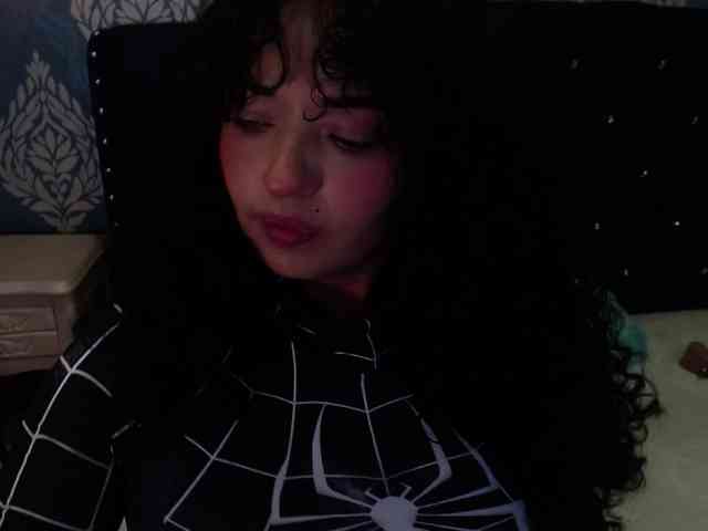 sofiaCowperx webcam
