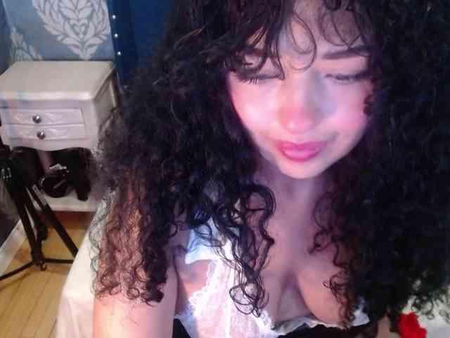 sofiacowperx webcam